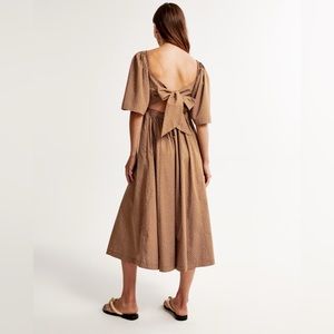 Abercrombie & Fitch Angel Sleeve Twist-Front Midi Dress